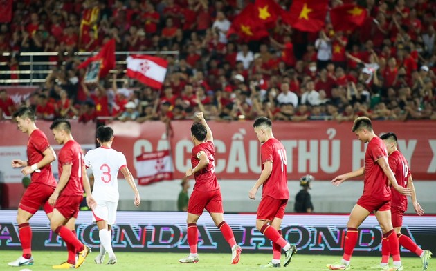 Ảnh bài viết ‘Bẫy việt vị’ của HLV Troussier?