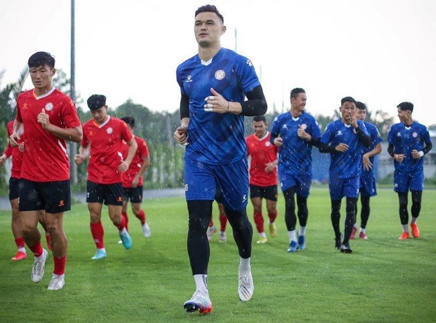 Thủ môn Patrik Lê Giang lạc quan khi khoác áo TP.HCM. Ảnh: CLB TP.HCM.