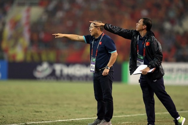 HLV Park Hang-seo tiếc thương trước sự ra đi của ông Dương Minh Ninh.