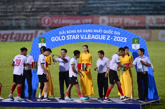 Ảnh bài viết Đánh bại Huế, Long An mở hội ngày nhận HCĐ giải Hạng Nhất 2023