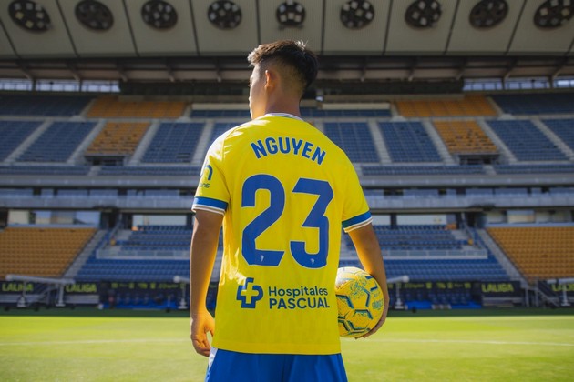 Ảnh bài viết Hoàng Vĩnh Nguyên: Từ không chỗ đứng tại HAGL đến giấc mơ chơi bóng ở Cadiz