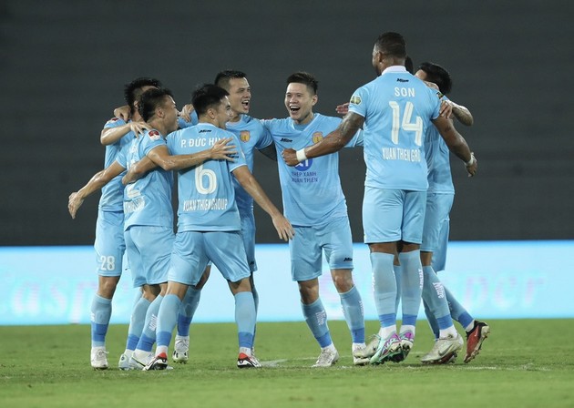 Ảnh bài viết Nam Định giội mưa gôn trước Hải Phòng, Viettel gây thất vọng