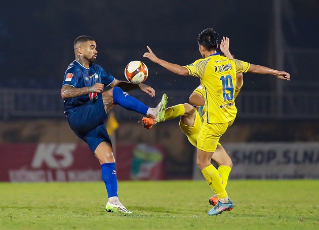 HAGL trả Jhon Cley cho CAHN.