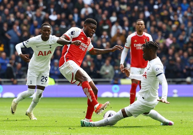 Ảnh bài viết "Arsenal có hàng phòng ngự quá tốt, tôi đang thực sự bốc khói"