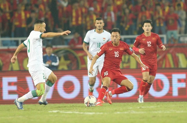 HLV Kim Sang-sik được đặt ra những chỉ tiêu khá nhẹ nhàng cùng bóng đá Việt Nam.