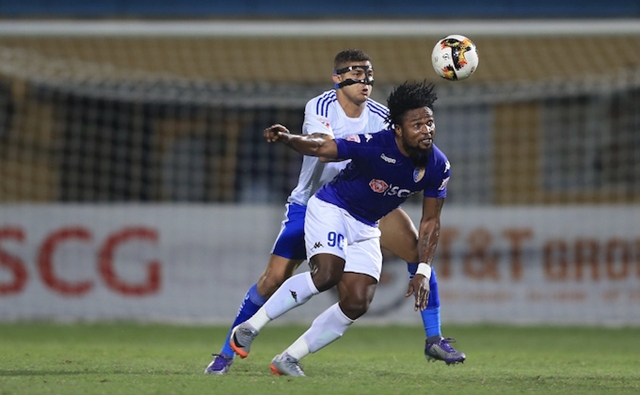 Hà Nội FC và Quảng Nam FC vẫn là hai ứng viên nặng ký cho ngô vô địch.