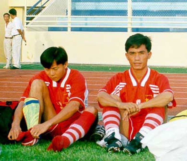 Liệu Văn Sỹ Hùng (phải) có thể thoát khỏi cái bóng của Huỳnh Đức để lại tại SHB Đà Nẵng?