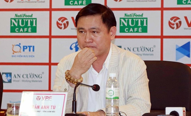 Ảnh bài viết SỐC: Bị bầu Đức tấn công, bầu Tú không tranh cử Phó chủ tịch VFF
