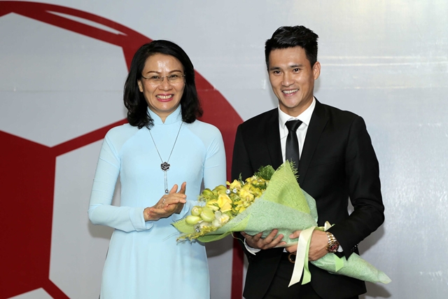 Ảnh bài viết Điểm tin bóng đá Việt Nam sáng 03/05: Công Vinh gây sốc khi quyết định chia tay CLB TP.HCM