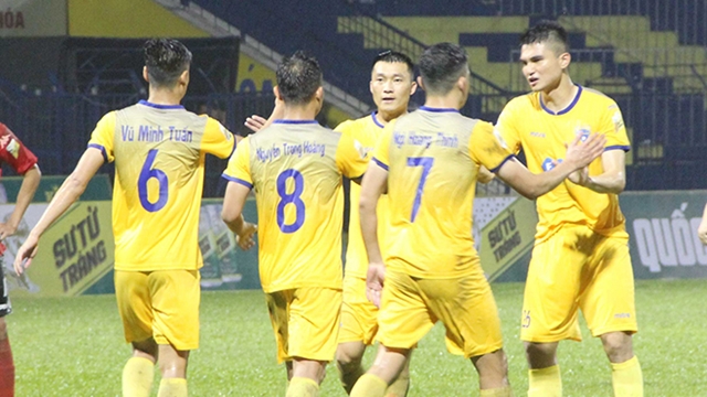 Ảnh bài viết Minh Tuấn ghi bàn, FLC Thanh Hóa thắng nhọc 
