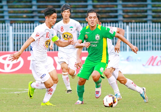 Ảnh bài viết 17h00 ngày 14/07, HAGL vs XSKT Cần Thơ: Ngày về kém vui của thầy Vinh?