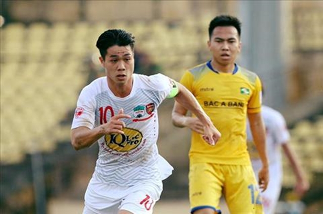 Công Phượng và đồng đội không thể ngăn cản được SLNA.