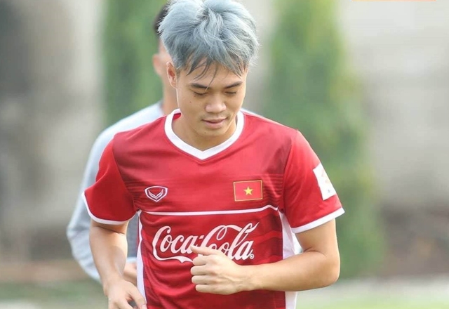 Được tung vào sân trong sân trong hiệp 2, Văn Toàn đã tạo ra rất nhiều khó khăn cho hàng phòng ngự U23 Oman, nếu may mắn hơn, tiền đạo HAGL đã có thể ghi được bàn thắng cho riêng mình.