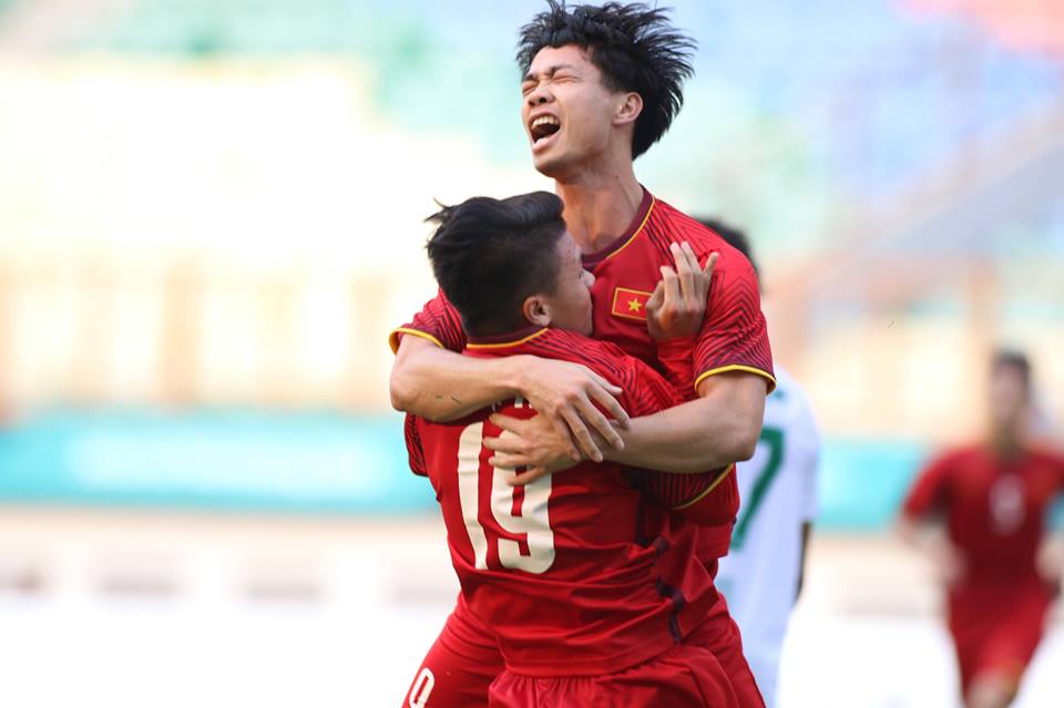 Công Phượng và Quang Hải quá hay.