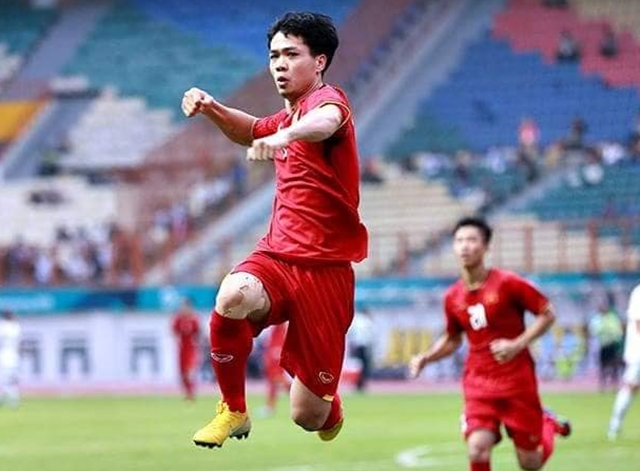 Ảnh bài viết Điểm tin bóng đá Việt Nam sáng 15/08: Thầy Park đưa ra “án phạt” với Công Phượng
