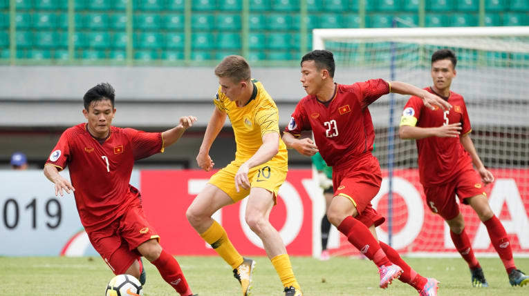 U19 Việt Nam đã có mặt tại Việt Nam sau thất bại ở VCK U19 châu Á.