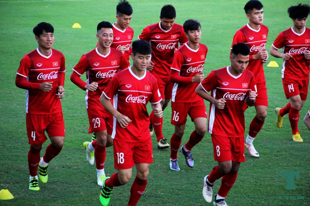 Văn Quyến đánh giá cao hàng công lẫn hàng thủ của ĐT Việt Nam ở thời điểm hiện tại.