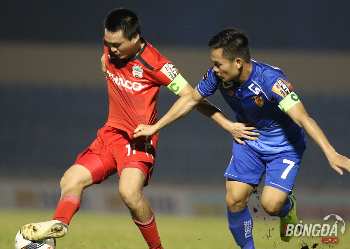 Ảnh bài viết Điểm tin bóng đá Việt Nam tối 24/04: Thầy cũ chỉ ra vấn đề lớn nhất của HAGL khi Tuấn Anh trở lại