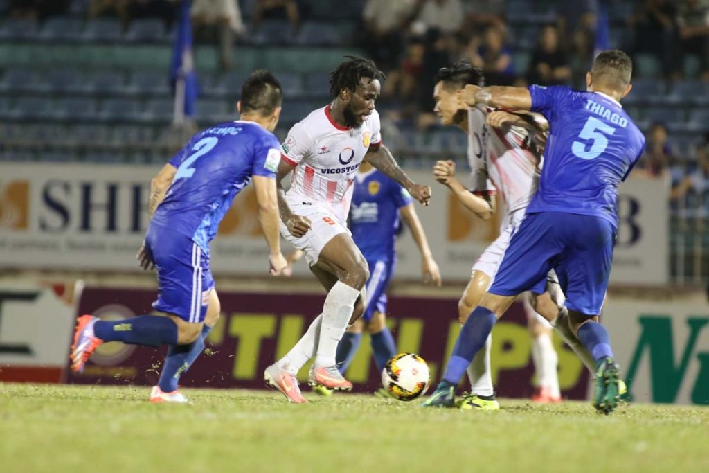 Ảnh bài viết 17h00 ngày 19/5, Quảng Nam vs Nam Định: Cuộc chiến người cùng khổ