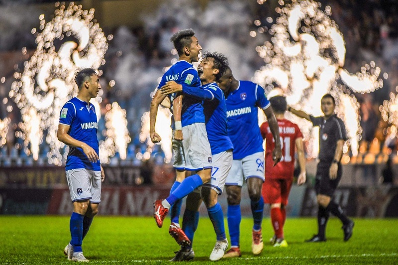 Ảnh bài viết Xuân Tú, Hồng Quân lập siêu phẩm, Than Quảng Ninh vẫn bị chia điểm đáng tiếc trước Sài Gòn