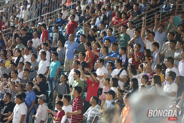 Ảnh bài viết Sau 7 năm, sân Thống Nhất mới lại chứng kiến trận cầu hay nhất V-League