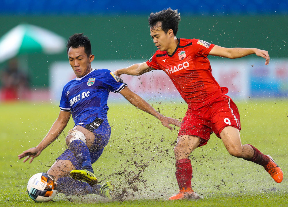 Ảnh bài viết Chuyên gia Việt nói về mất mát của V-League nếu HAGL rớt hạng