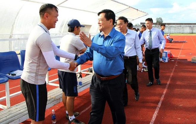 Ảnh bài viết Quả bóng vàng 2008 dẫn dắt U21 Việt Nam đấu đội bóng trẻ châu Âu