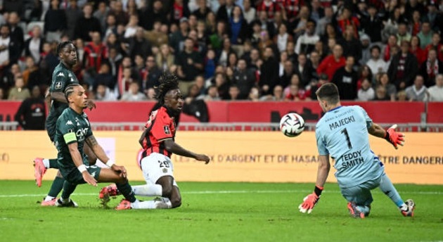 Ảnh bài viết Monaco bại trận, Man City trở thành độc tôn
