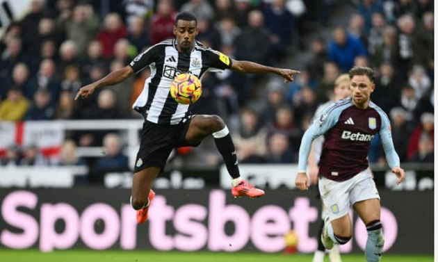 Ảnh bài viết Newcastle vươn lên thứ 5 sau màn hủy diệt Aston Villa