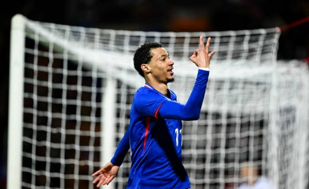 Ảnh bài viết Hugo Ekitike: Cứu tinh sẽ giúp Man Utd thoát khỏi bóng ma Hojlund