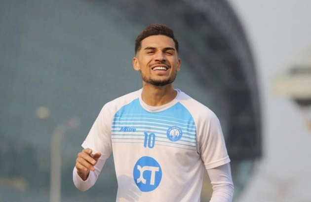 Ảnh bài viết HLV Bùi Đoàn Quang Huy úp mở về tương lai của Hendrio 