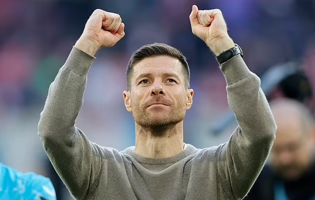Ảnh bài viết Cơ hội nào để Xabi Alonso thế chỗ Carlo Ancelotti?