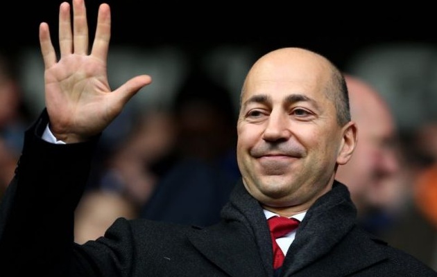 Ivan Gazidis đang trở thành người quyền lực nhất tại San Siro.