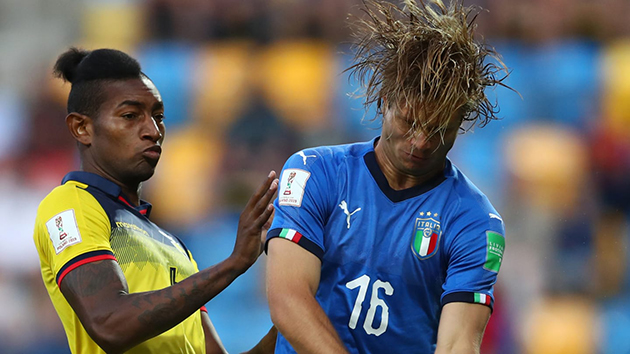 Cuộc đấu giữa U20 Ecuador và U20 Ý không có được bất kỳ bàn thắng nào trong suốt 90 phút buộc cả hai phải bước vào hiệp phụ.