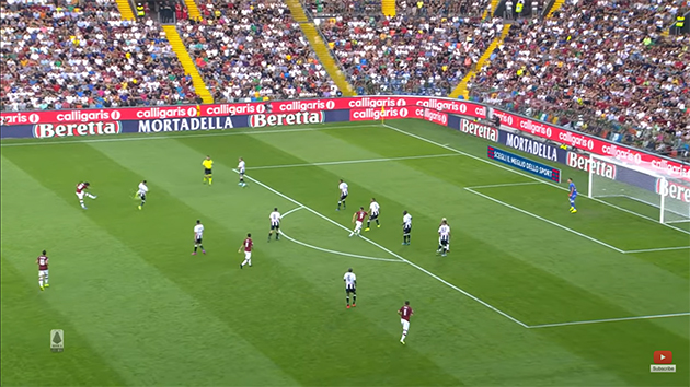 Bước sang hiệp 2, thế trận cân bằng vẫn được hai đội duy trì. Paqueta có pha sút xa nguy hiểm đưa bóng đi chệch cột khung thành thủ môn Musso.