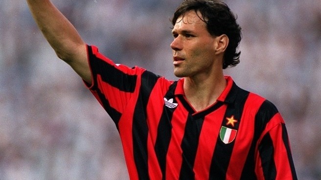 Marco van Basten lập hattrick nhanh nhất Serie A, anh ghi 3 bàn vào lưới Atalanta trong vòng 6 phút.