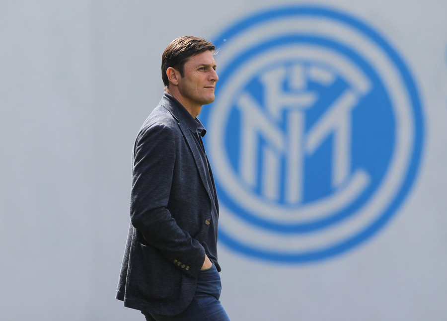 Ảnh bài viết Phó chủ tịch Javier Zanetti thị sát buổi tập luyện của Inter trước derby Milan
