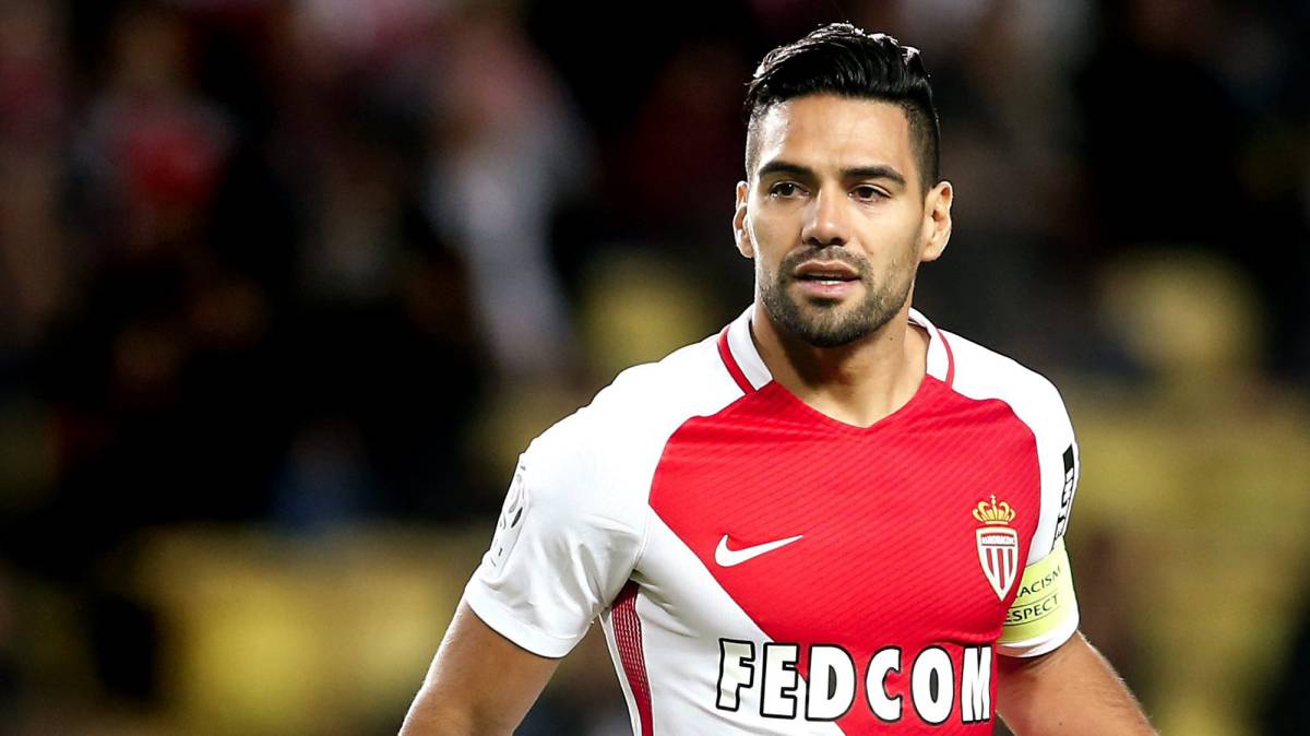 Radamel Falcao - 5,6 triệu euro.