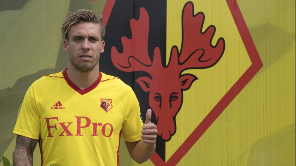 Hậu vệ Kiko Femenia (Alaves sang Watford - miễn phí)