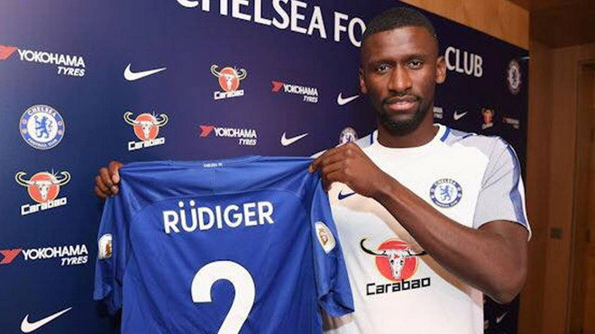 Trung vệ Antonio Rudiger (Roma sang Chelsea - 34 triệu bảng)