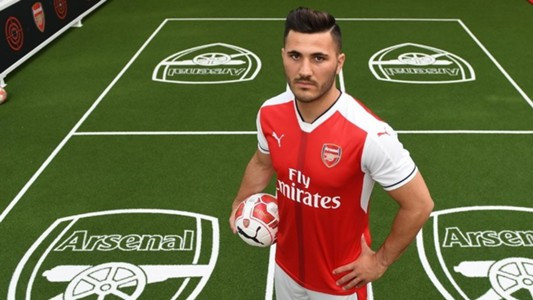 Hậu vệ Sead Kolasinac (Schalke sang Arsenal - tự do)