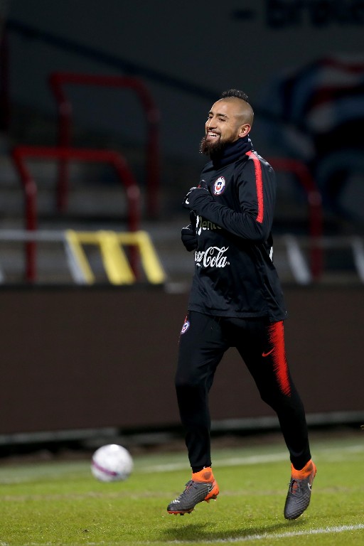 Vidal góp một bàn trong thắng lợi mới nhất của Chile trước Thụy Điển.