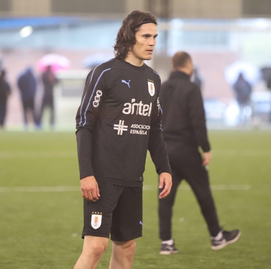 Cavani là họng súng được kỳ vọng nhất.