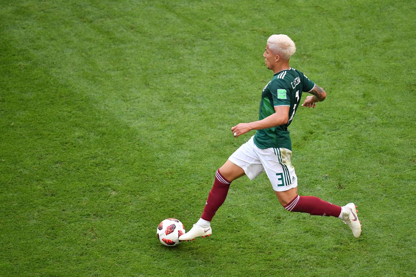 Salcedo - 7: Hoạt động rất tích cực.