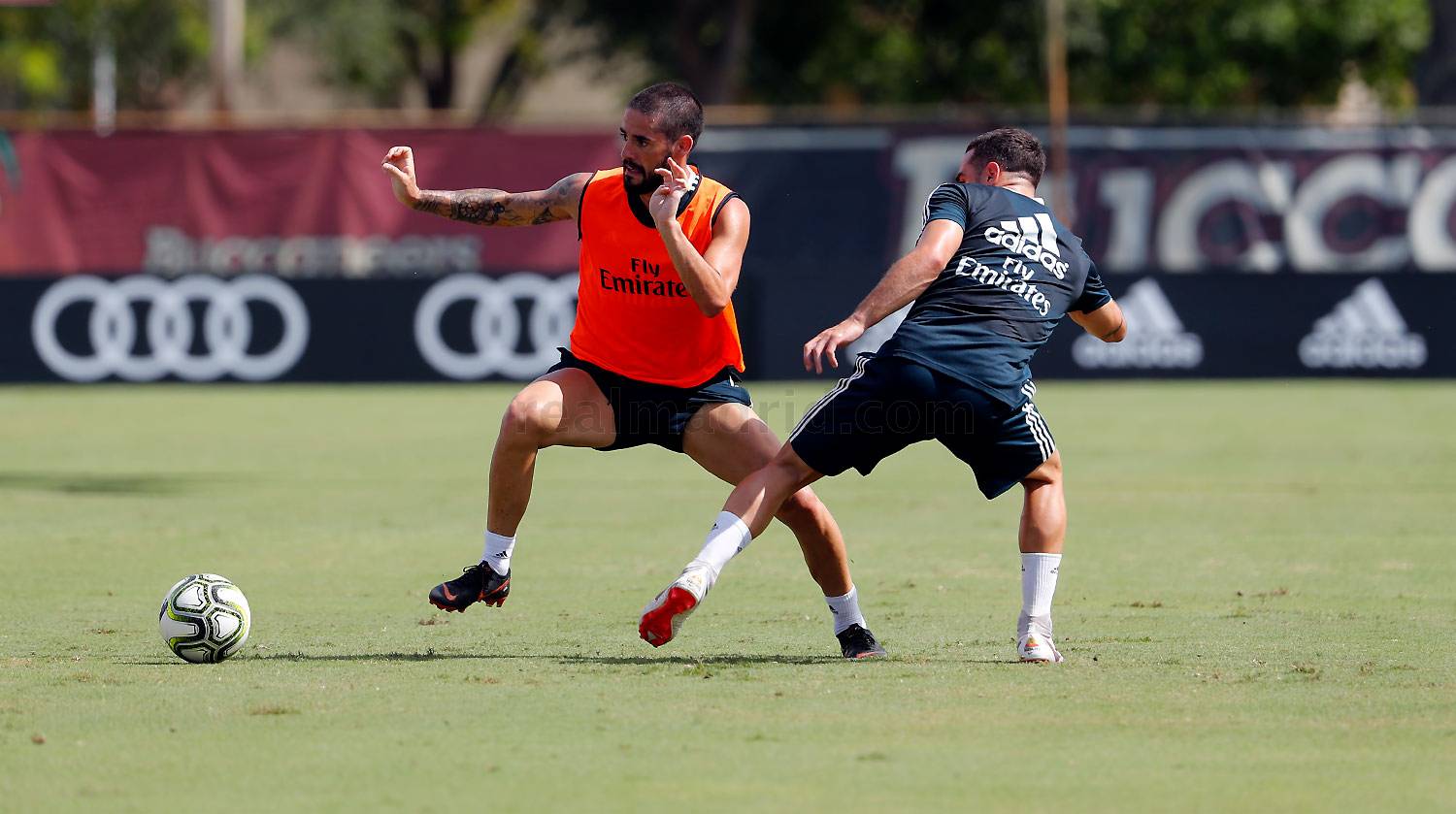Real Madrid tập luyện tại Mỹ.