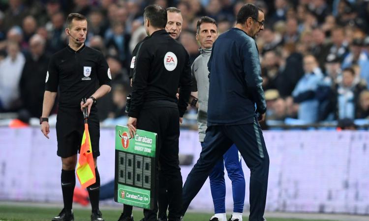 Sarri nổi điên vì thủ thành Kepa.