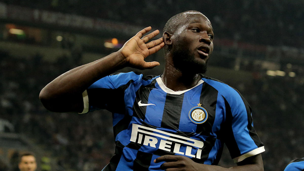 Lukaku lãnh ấn hàng công.