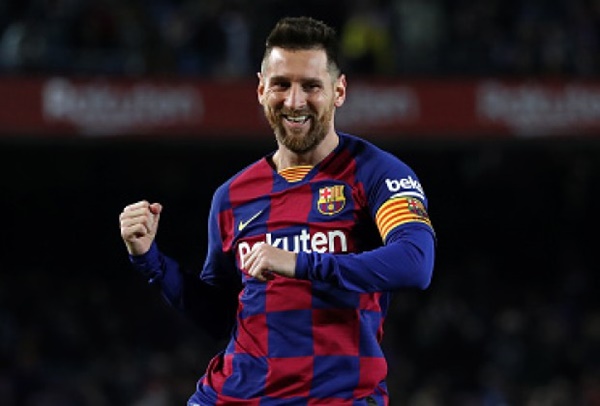 Tiền đạo - Lionel Messi: Không cần phải nói quá nhiều về tài năng của siêu sao người Argentina. Đẳng cấp của anh hoàn toàn khác biệt so với phần còn lại.