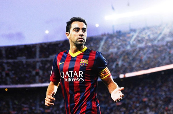 Tiền vệ trung tâm  - Xavi: "Vua kiến tạo" là biệt danh người ta đặt cho Xavi bởi tài năng kiệt xuất của cầu thủ này ở khu trung tuyến.