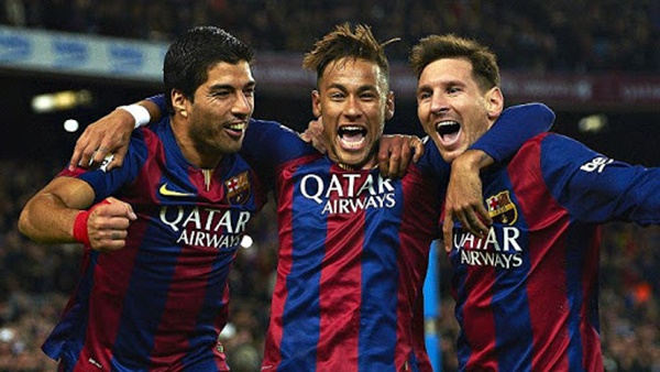 1. Messi - Suarez - Neymar (Barcelona): Nói về sức công phá thì phải nhắc đến MSN. Chỉ trong 3 mùa giải sát cánh cùng nhau, họ ghi đến 364 bàn thắng.